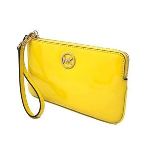 Michael Kors wristlet